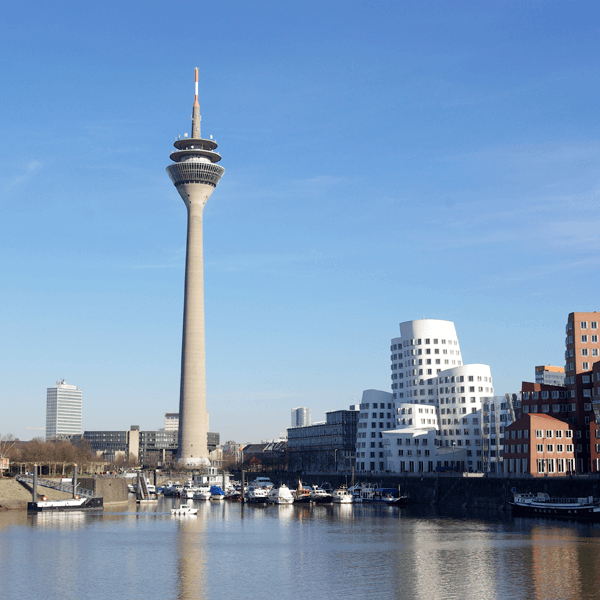 Fernsehturm und Medienhafen Dsseldorf